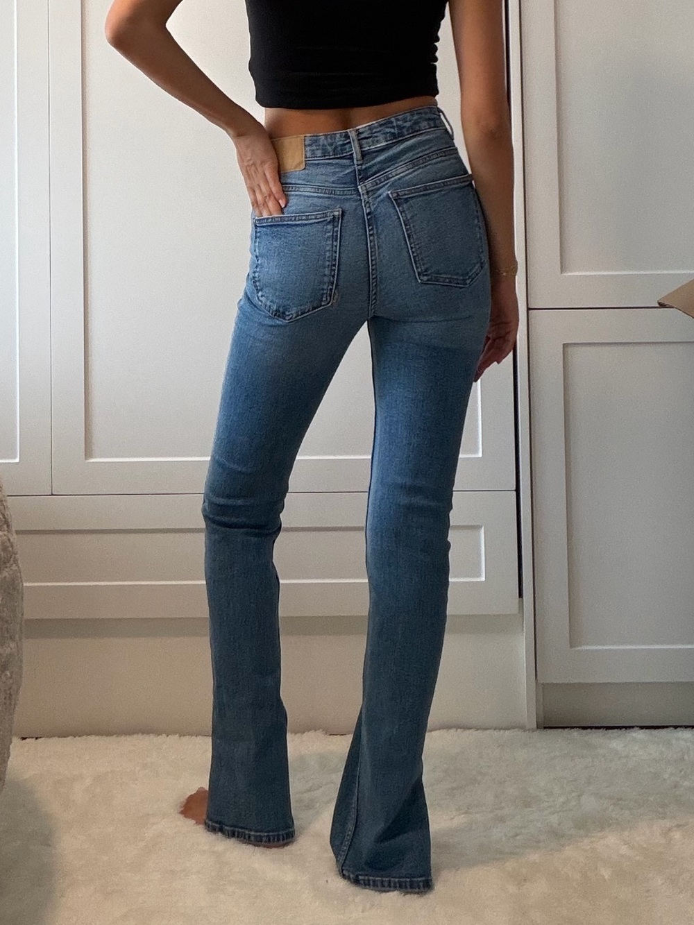 Zara Blue High-Rise Split Hem Flare Jeans - Picture 2 of 4